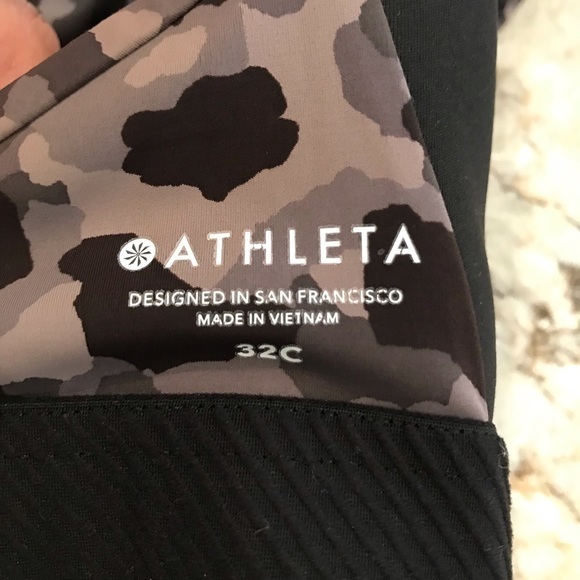 Athleta Advance bra black camo size 32C high impact - Picture 3 of 7